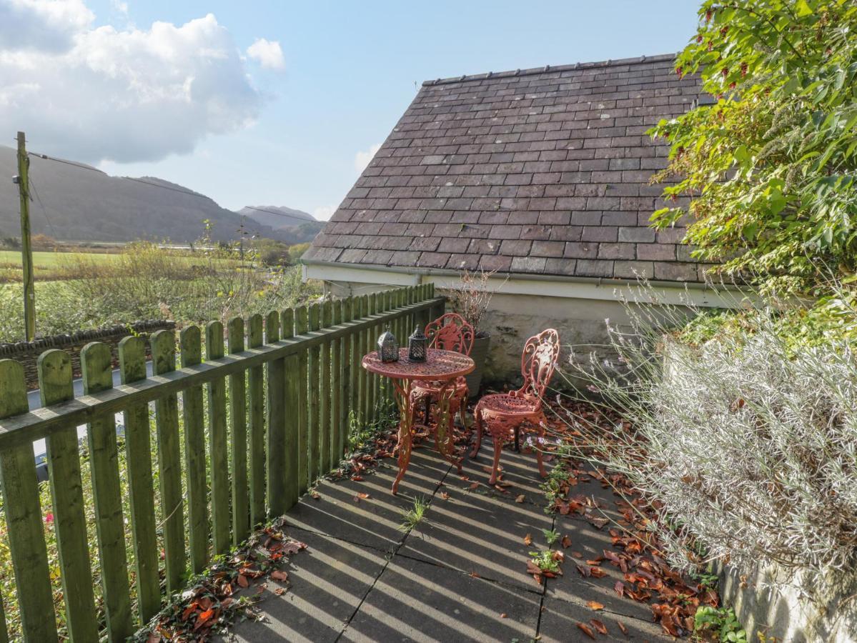 Bryn Melyn Artist'S Cottage Llanelltyd Exterior foto